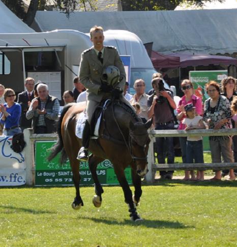 Pompadour: Donatien Schauly Champion de France 2011 de Complet