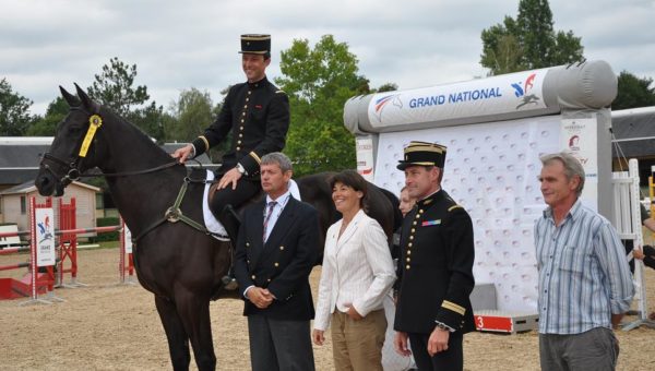 Saumur : Arnaud Boiteau vainqueur de la Pro élite