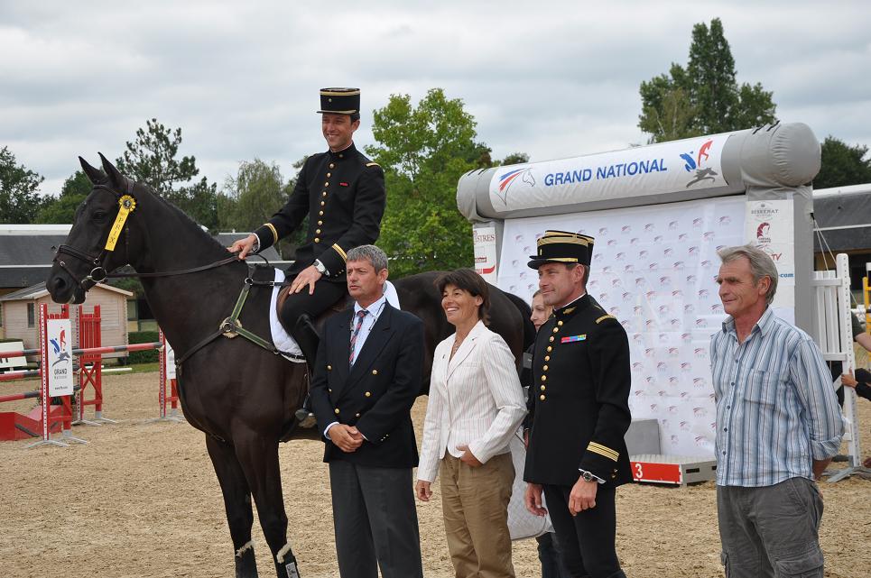 Saumur : Arnaud Boiteau vainqueur de la Pro élite