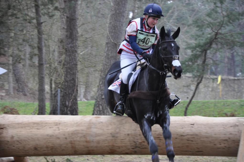 Mauvaise chute pour Laura Collett