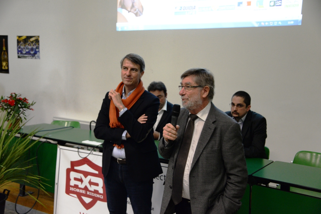 Jean-Michel Marchand, maire de Saumur, nous a fait l'honneur de sa présence samedi (ici avec Didier Livio) - photo Pierre Barki