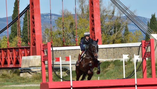 Le Pouget : trophée du meilleur international 2015