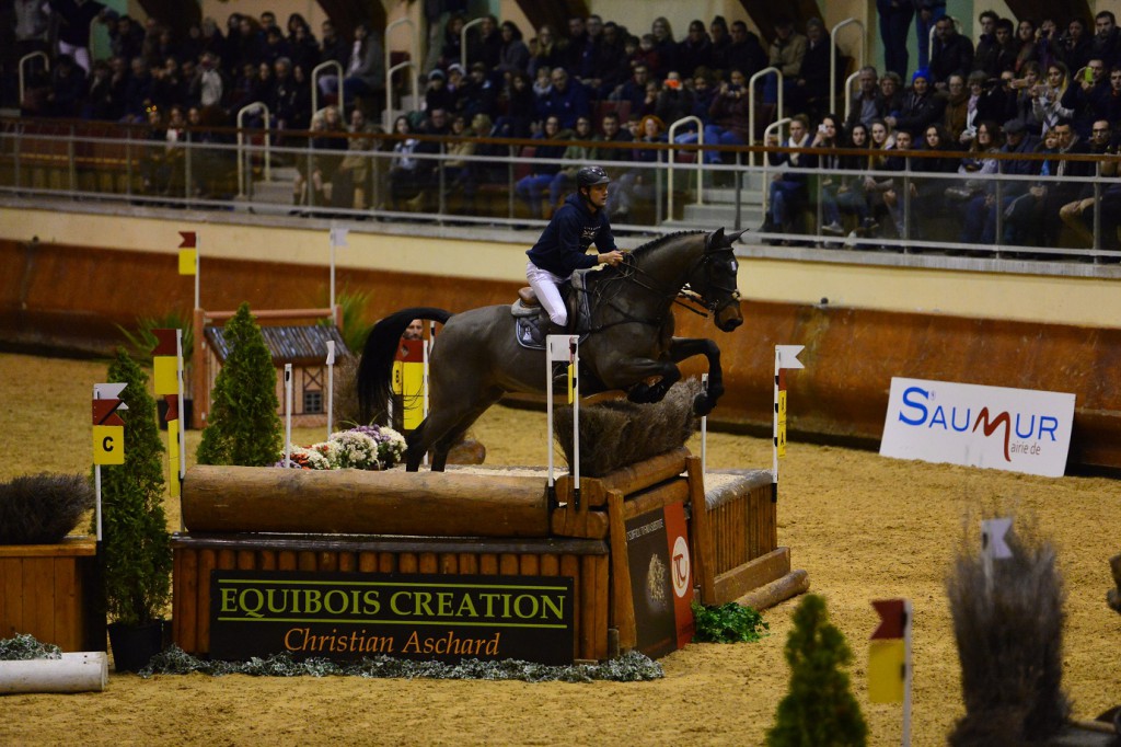 La vidéo des Journées du Complet et du cross indoor