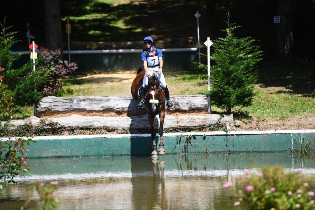 Edouard Legendre toujours en tête du CCI1* de Melay