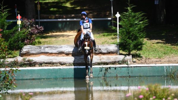 Edouard Legendre toujours en tête du CCI1* de Melay