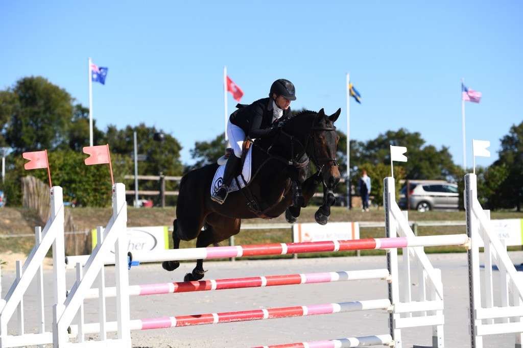 Lignières : Victoire de Jonelle Price dans le 2*