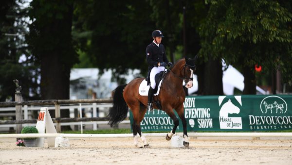 Les cavaliers en piste à Tartas