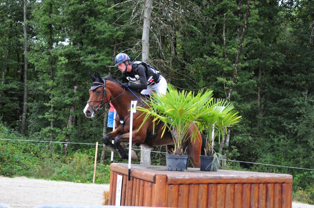 Le Pouget : Maxime Livio gagne le CCI2* – Résumé de la journée pluvieuse de samedi
