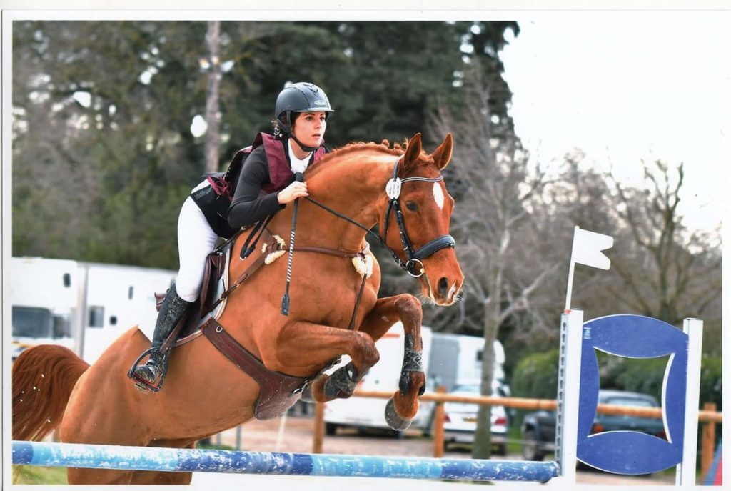 Angélique Milesi ouvre le bal dans le circuit des 7ans France Complet