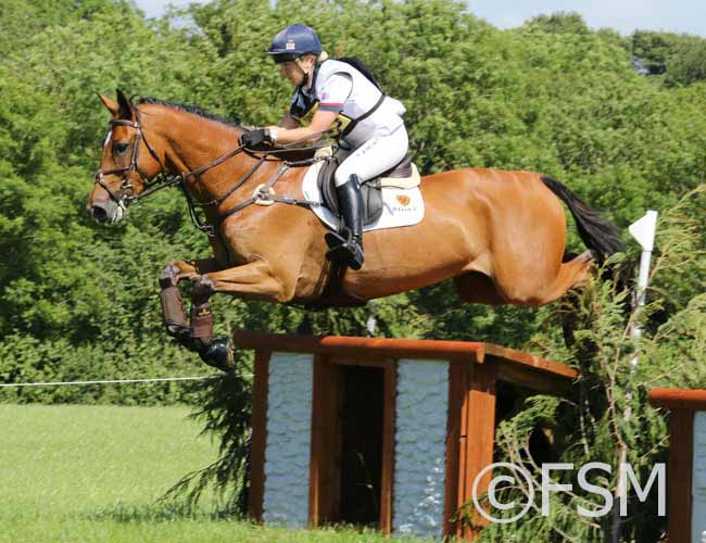 Houghton Hall : Laura Collett fait un carton