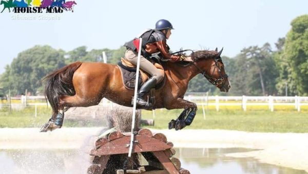 Ewen Lana et Une fille de Blonde, gagnants de la TDA Poney de Jardy