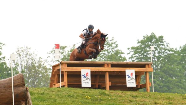 Trois cavaliers, une famille : les Prud’hon font le pari du collectif pour le Grand National !