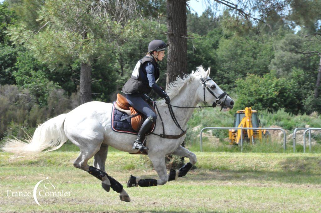 Saumur : Anouk Canteloup galope vers les Championnats d’Europe !