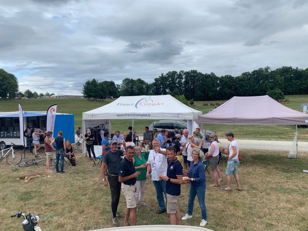 Grand Complet au Pin : Dressage et apéritif au menu d’hier