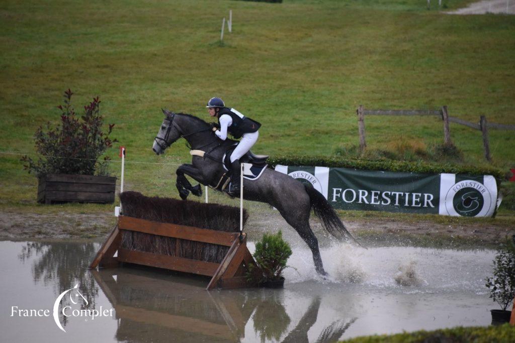 Margot Montagne prépare la rentrée en Amateur Elite à Saumur !