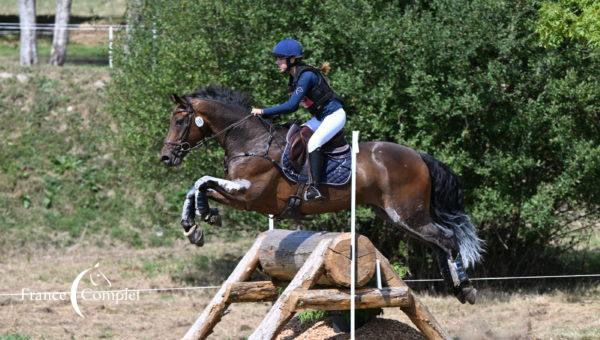 CH-EU : Les Juniors remontent à la troisième place par équipe après le dressage