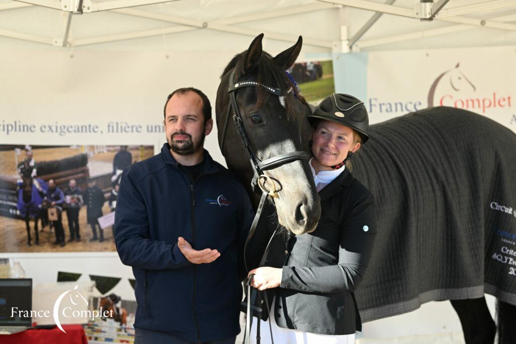 Finn Mac Cool et Marion Debono remportent le Critérium des 7 Ans Amateur