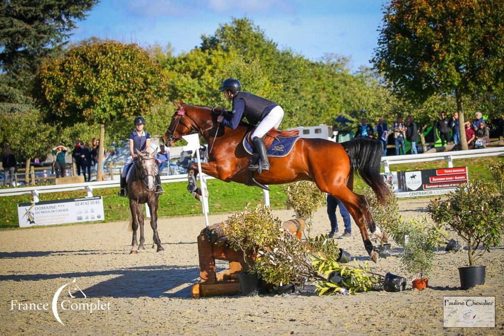 Jump de l'Airou (P Chevalier)