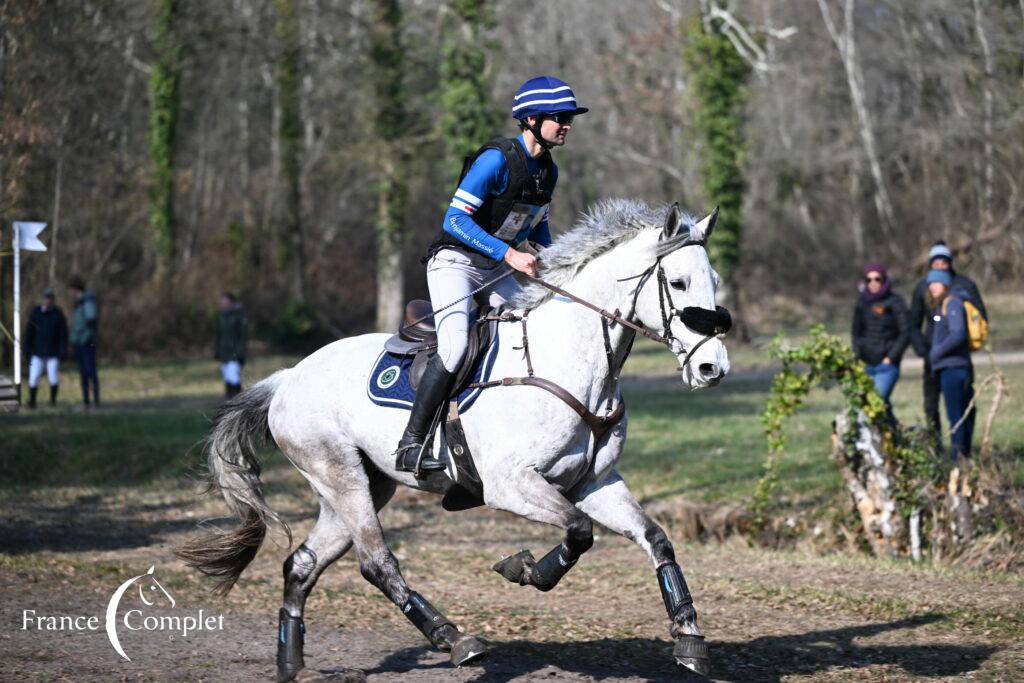 Sécurité : Se remettre à cheval après une commotion cérébrale