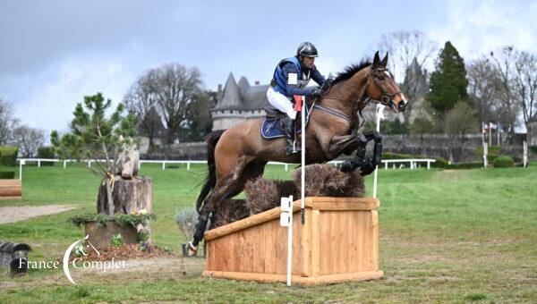 Luhmühlen : Laura Collett conserve la tête tandis que Cédric Lyard remonte de quelques places