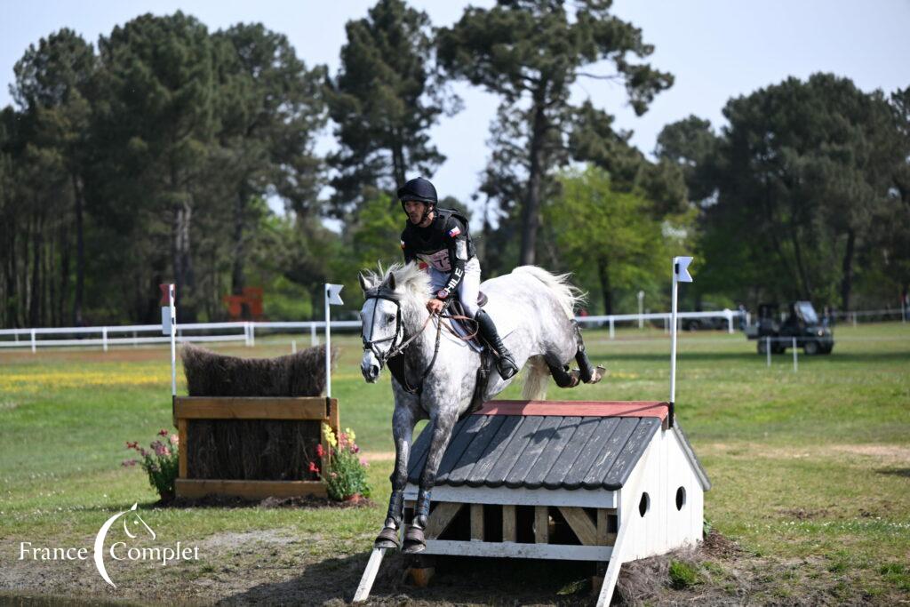 Jonathan Cisterna Larivière et Elite De La Mouline - Photo : P.Barki 
CCI2*-L Saumur 2023