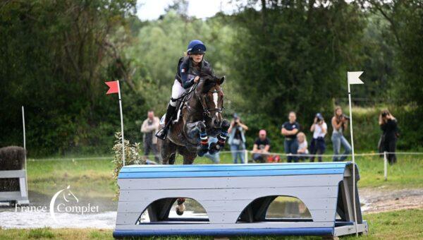 Les Bleus frappent fort sur le cross et prennent la tête !