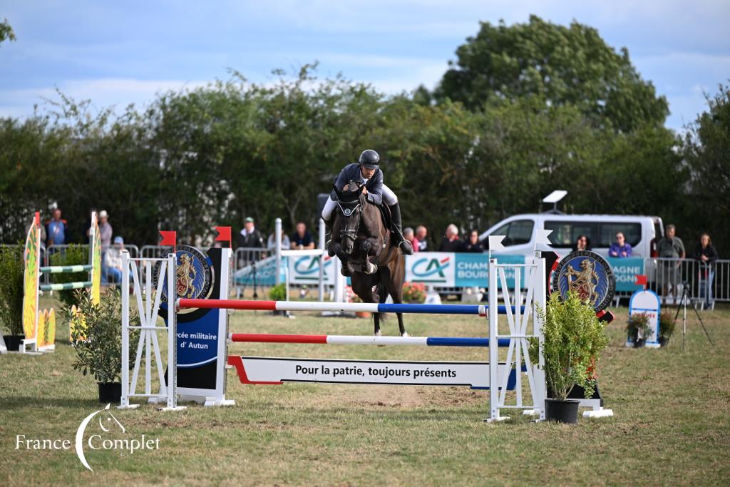 CCI de Fontainebleau : François Pons et Dali du Montesy prennent les rênes du 3*-S avant le cross de demain