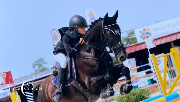 Portrait d’une cavalière poney : Alice Fort et Cadarn d’Héolan