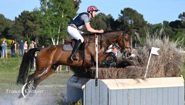 Thomas Carlile réalise le grand doublé lors du CCI3*-L de Saumur Complet !